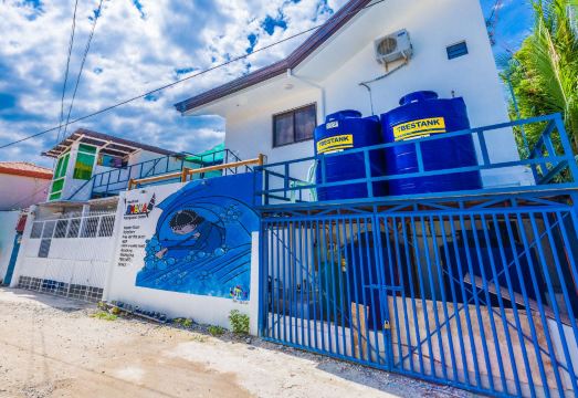 Moalboal Shaka Traveler's Place,Moalboal 2024 | Trip.com