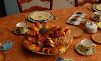 Cote Jardin Chez Lorette - Housity