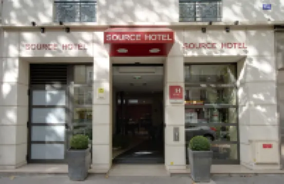 Source Hôtel