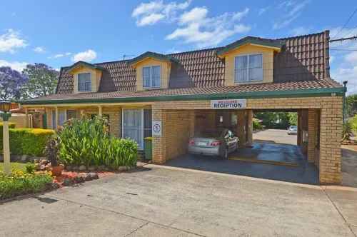 Bridge Street Motor Inn Hotels in Cotswold Hills