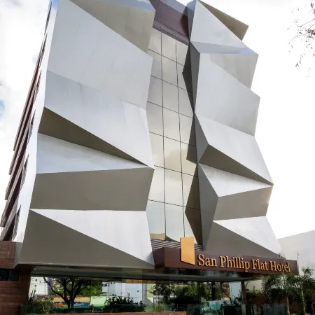 San Phillip Flat Hotel Отели рядом с достопримечательностью «Конгресс-центр Centro de Eventos do Ceara»