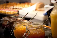 Yooma Urban Lodge - breakfast