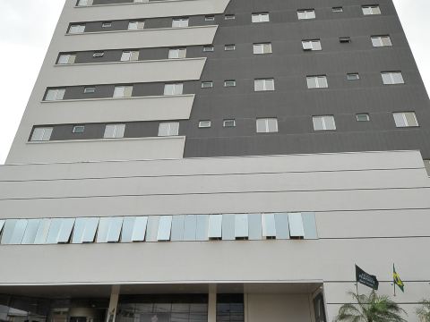Hotel Maestro Premium Cascavel