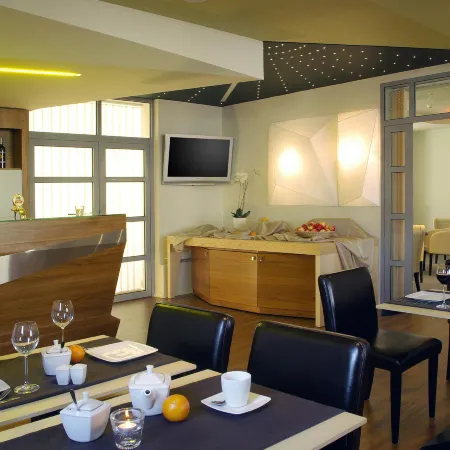 Antares Hotel