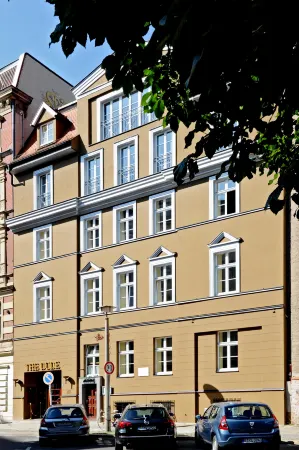 Bob W Mitte Отели рядом с достопримечательностью «Embassy of the Netherlands»