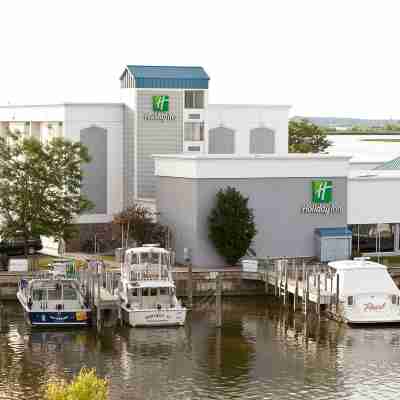 Holiday Inn Grand Haven-Spring Lake Hotel Exterior