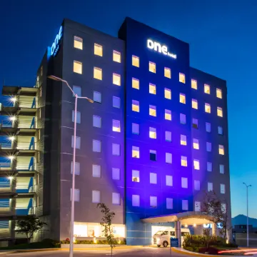One Puebla Serdan Hotels near Finsa