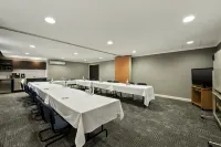 Quest Dandenong Hotels in Doveton