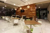 One Villahermosa 2000 - Frühstück