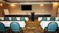 Holiday Inn Express & Suites WICHITA NORTHEAST by IHG - Business