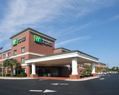 Holiday Inn Express LELAND - WILMINGTON AREA by IHG Hotels in Leland