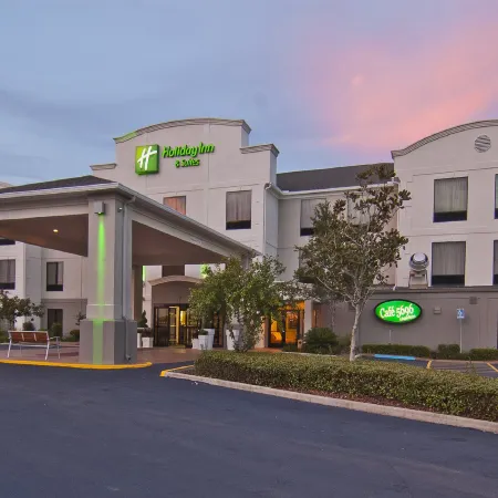 Holiday Inn Express & Suites OPELOUSAS by IHG