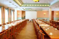 Hotel Restaurant Bürgerklause Tapken Hotels in Cloppenburg