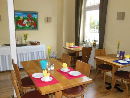 INNsel 26 Отели рядом с достопримечательностью «König Pilsener Arena»