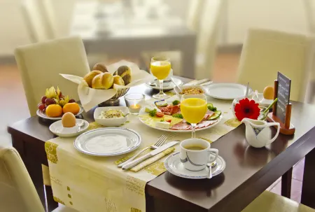 Hotel Garni am Klostermarkt Отели в г. Пёль