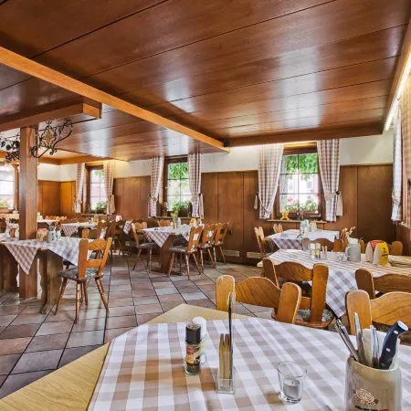 Landgasthaus Kreuz Beim Tom