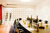 Original Sokos Hotel Albert - 3-Star