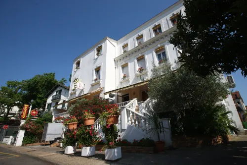 Citotel Beausoleil Hotels in Dax
