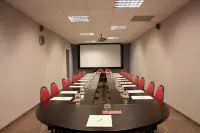 โรงแรมเฮนรี ทู โบเน เซ็นเตอร์