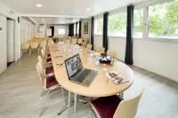 Mercure Paris Nanterre Hotels in Nanterre