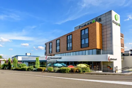 Campanile Toulouse Sud Balma - CITÉ de l'Espace Отели в г. Кен-Фонсегрив