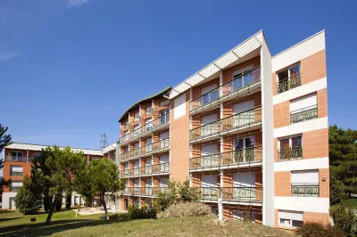 Cerise Valence Hotels near Eglise M