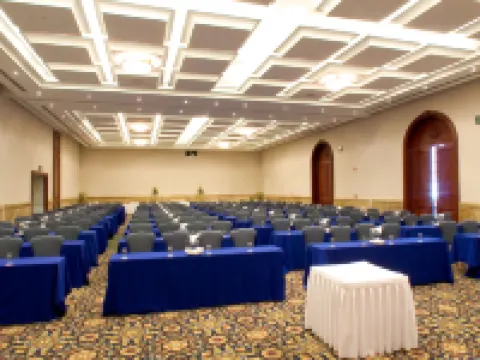 วิลล่า เมอร์เซเดส เมริดา, คูริโอ คอลเล็กชั่น บาย ฮิลตัน โรงแรมในเมรีดา