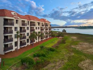 Marriott's Harbour Point and Sunset Pointe at Shelter Cove