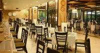 Mount Meru Hotel - breakfast