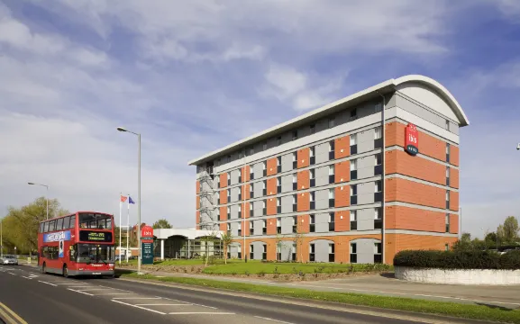 이비스 런던 엘스트리 보어햄우드