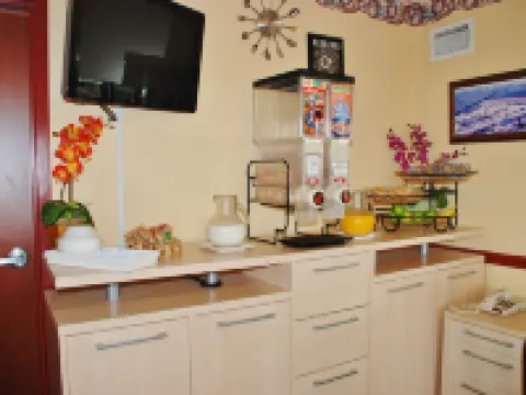 Americas Best Value Inn Buda Hotels in Buda