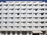Play Seaport Suite Hotel TLV Hotels near Isaac Bashevis Singer Playground