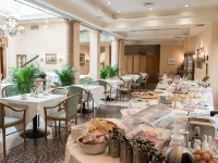 Phi Hotel dei Medaglioni Hotel a Correggio
