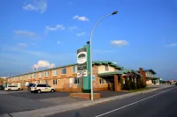 Hôtel les Mouettes Hotels in Sept-Îles
