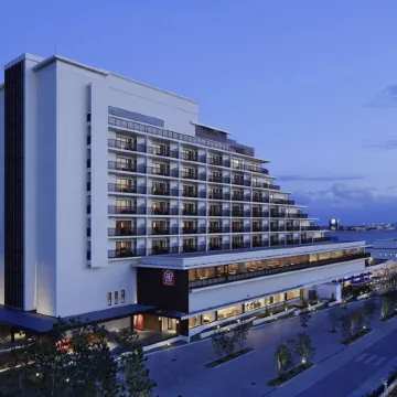 Kobe Minato Onsen Ren