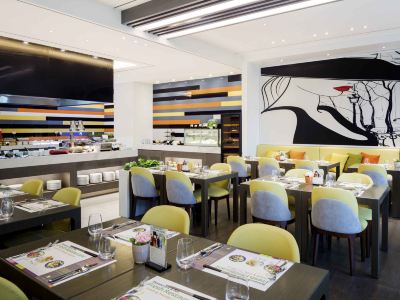 レストラン イビス スタイルズ アンバサダー ソウル カンナムの写真