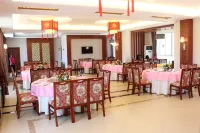 Golden Peacock Resort Hotel - breakfast