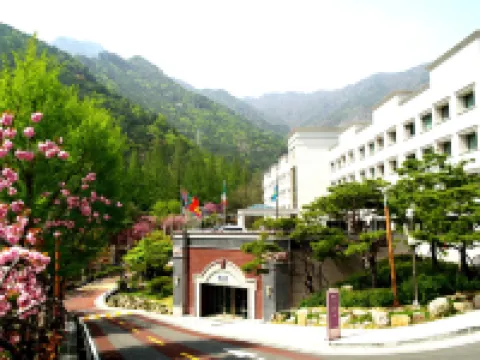 โฮเทล กือโมซาน โรงแรมในคูมิ-ชี