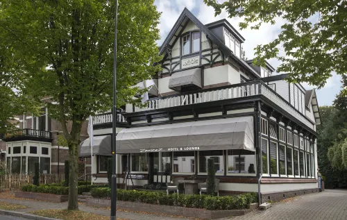Zenzez Hotel & Lounge Hotels in Epe