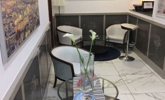 3. 호텔 엑셀시어 ..