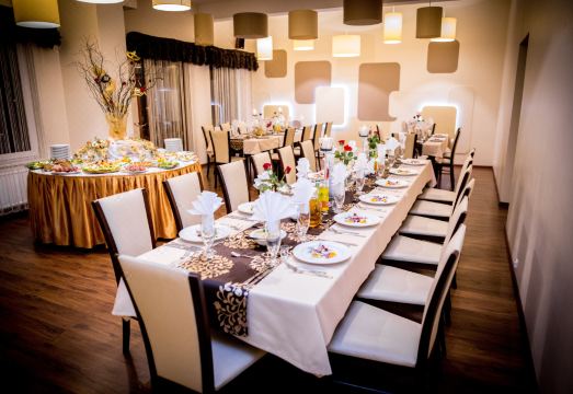 2. 호텔 칸토리아..