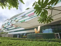 Village Hotel Changi by Far East Hospitality Hotel dekat BOSS（Changi T3 Store）