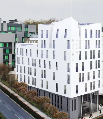 澤尼特聖塞瓦斯蒂安酒店