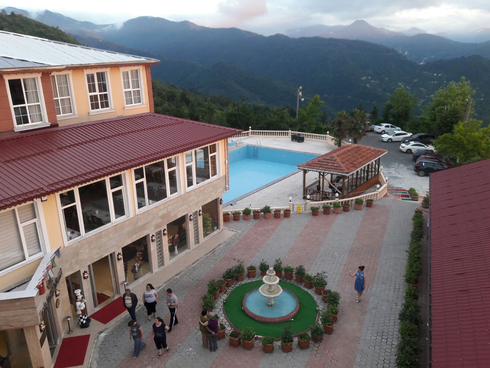 Zarha Mountain Resort