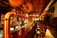 Towers Rotana - bar