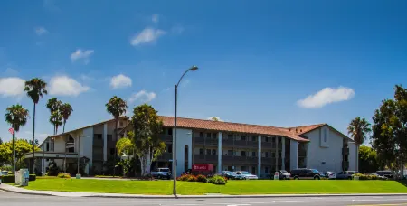 Best Western Carlsbad by the Sea