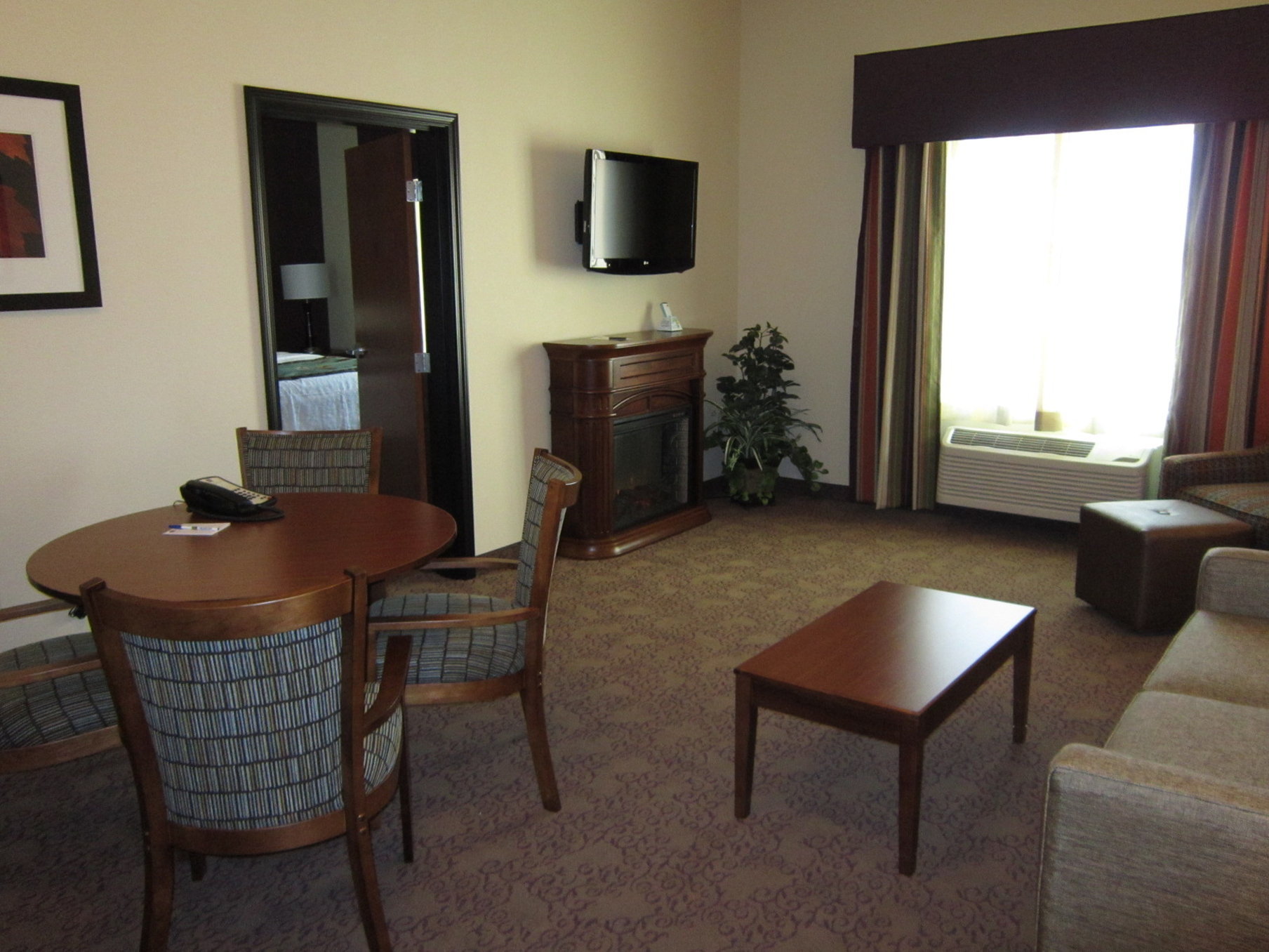 Best Western Plus Carousel Inn & Suites Burlington