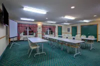 Country Inn & Suites by Radisson, Mason City, IA Hotels in Mason City