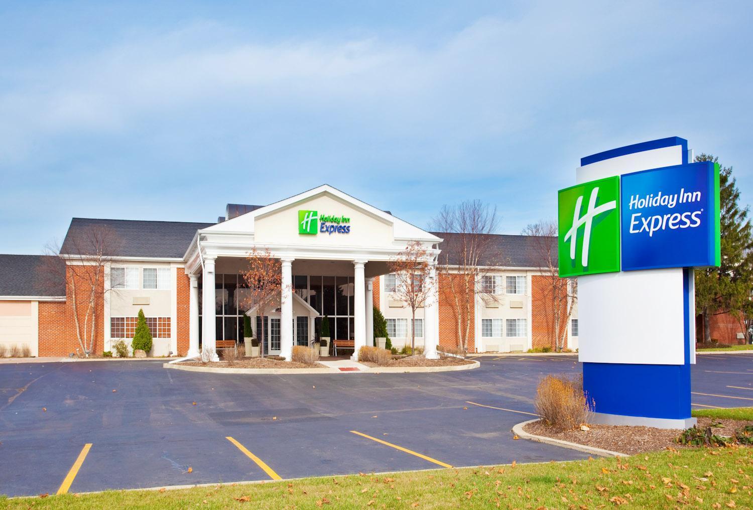 Quality Inn and Suites St Charles - West Chicago