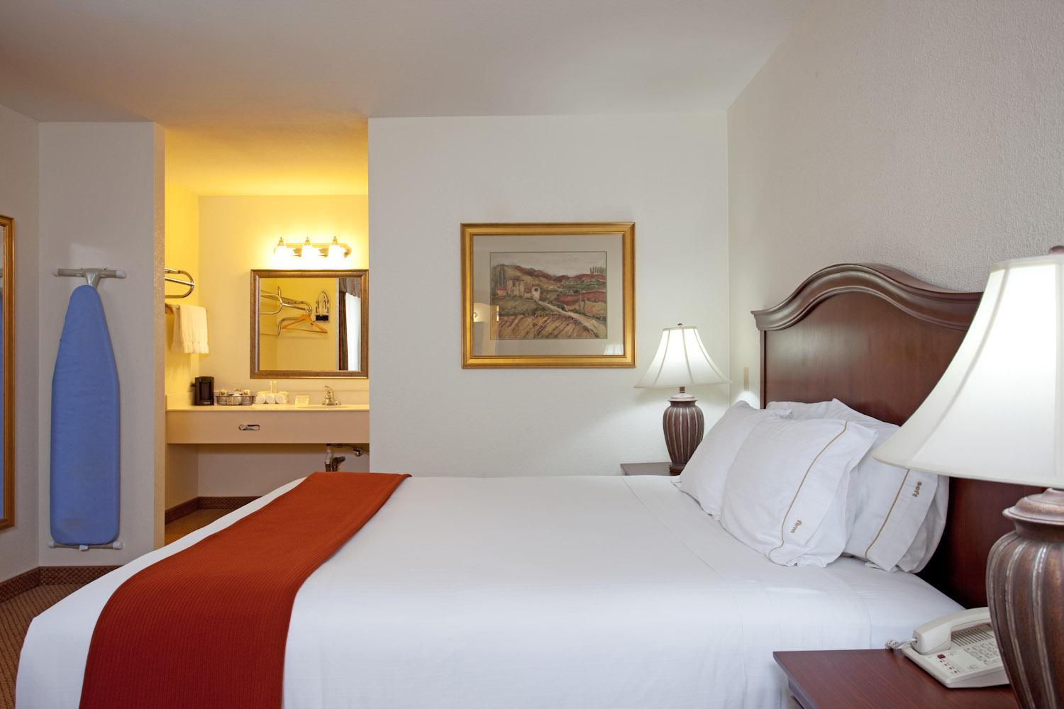 Red Lion Inn & Suites Perris